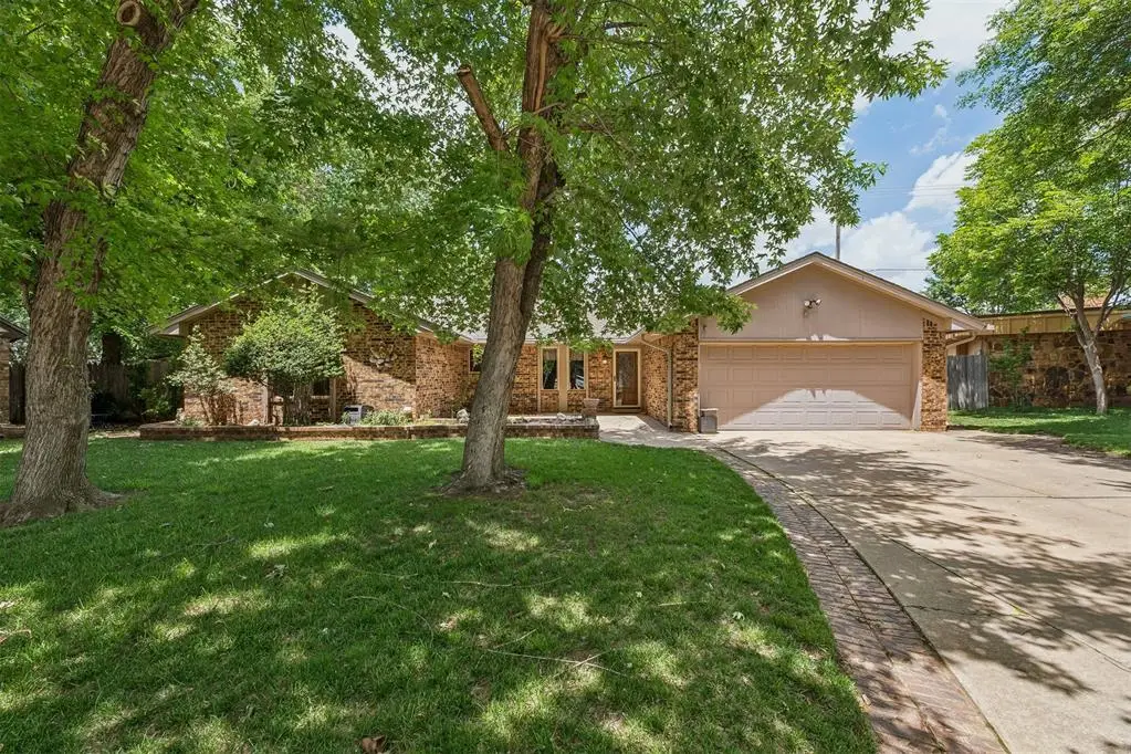 1629 Exeter Court, Oklahoma City, OK 73159 - #1