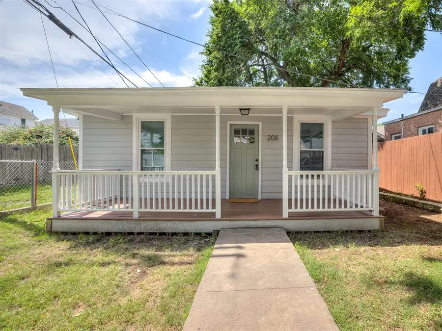 208 E Carson Street, El Reno, OK 73036 - #2