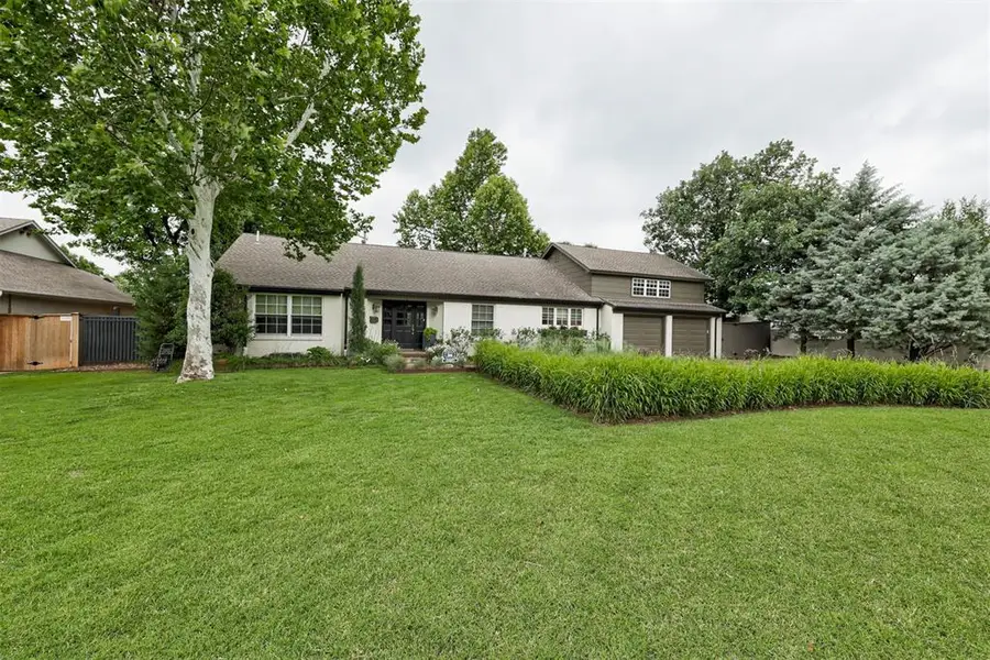 1118 Glenwood Avenue, Nichols Hills, OK 73116 - #3