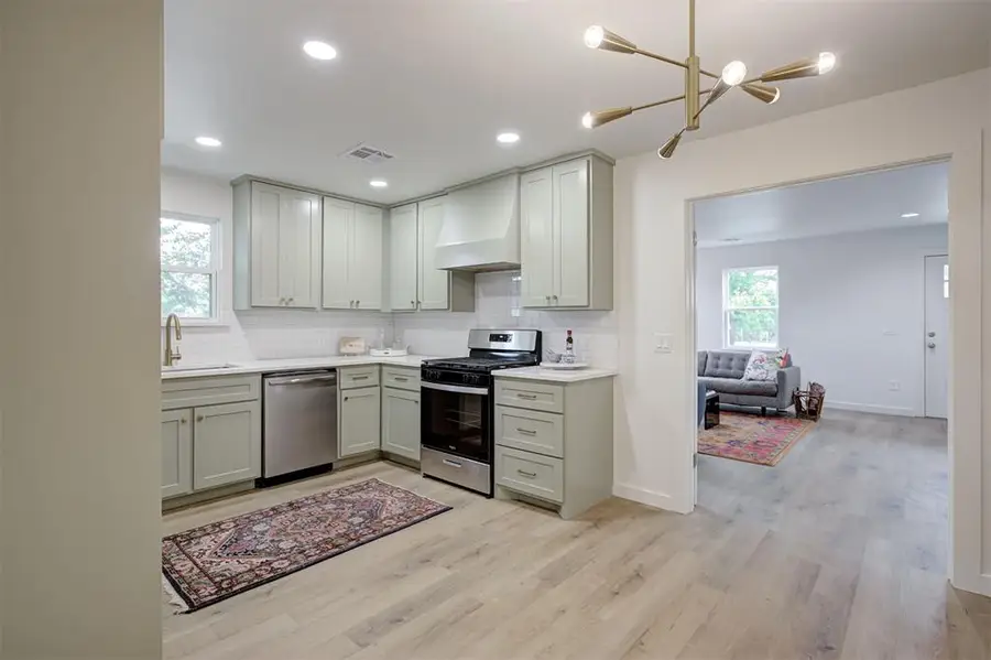 2260 NW 37th Street, Oklahoma City, OK 73112 - #2