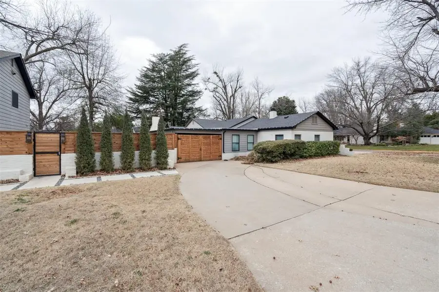 902 Wilson Street, Norman, OK 73072 - #2