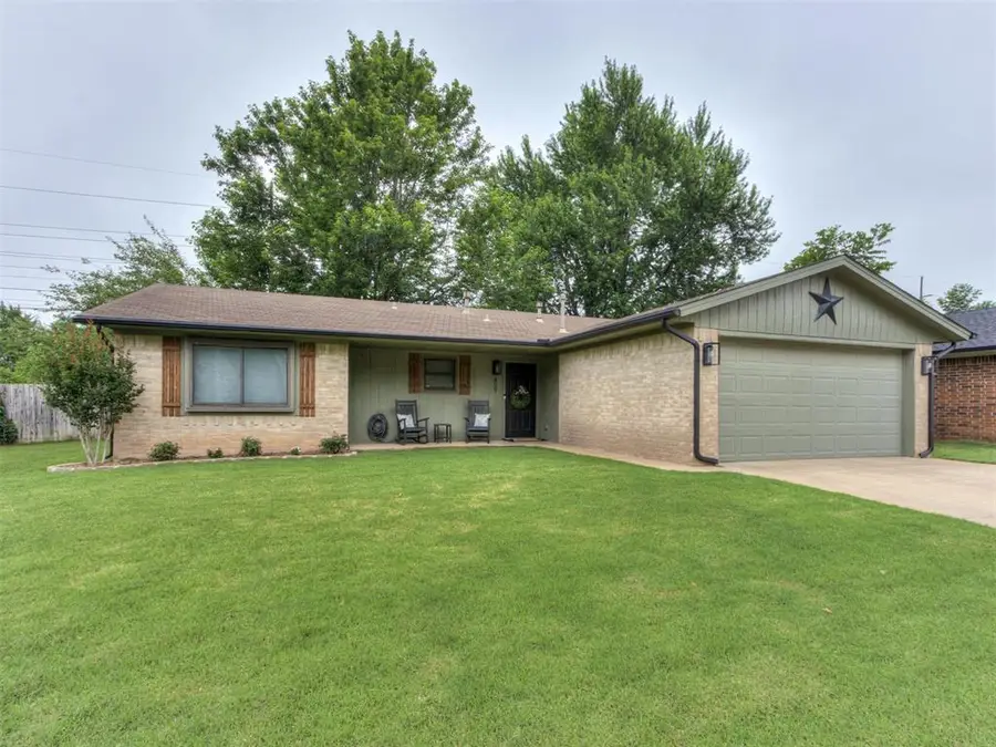 809 Peregrine Drive, Norman, OK 73072 - #3