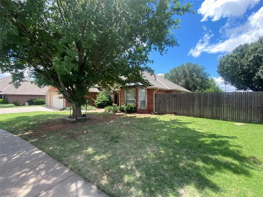 17125 Platinum Lane, Edmond, OK 73012 - #3