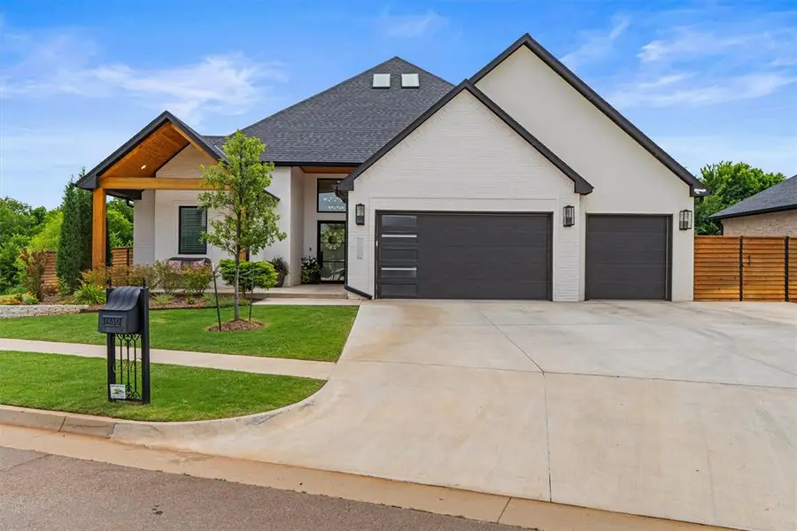 14516 N Chambord Drive, Yukon, OK 73099 - #3