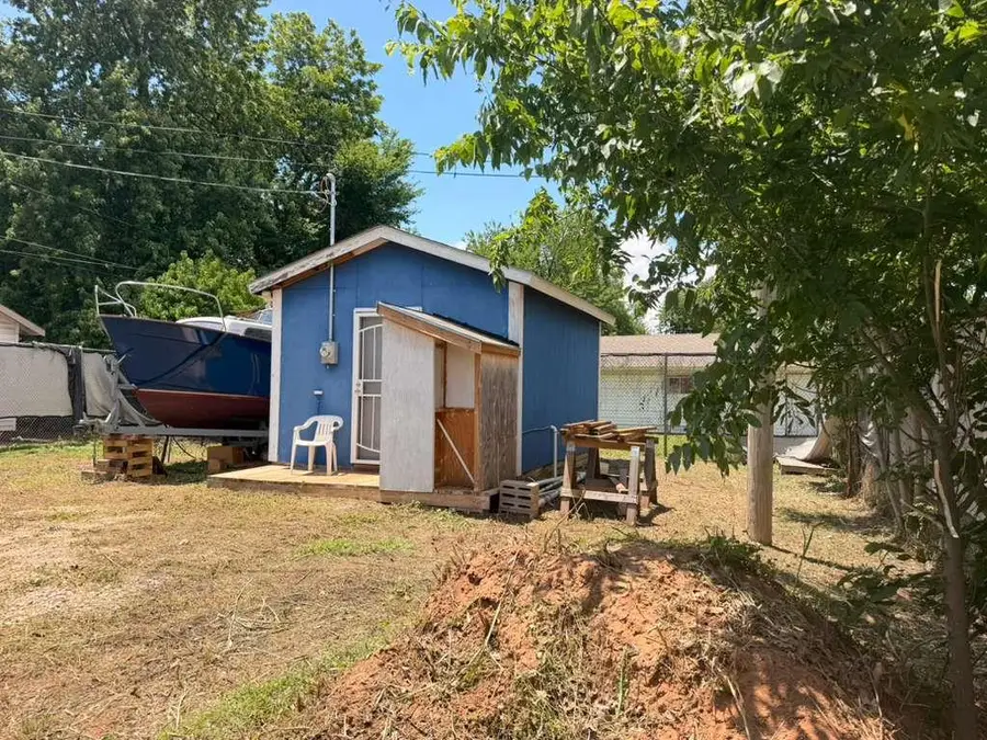 2711 S Virginia Avenue, Oklahoma City, OK 73108 - #3