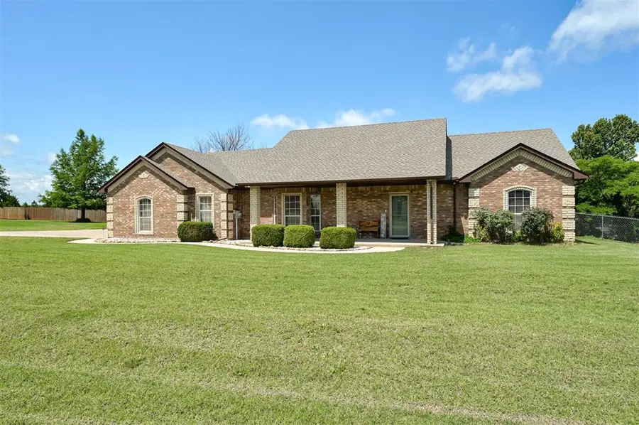121 Eagle Lake Lane, Newcastle, OK 73065 - #2