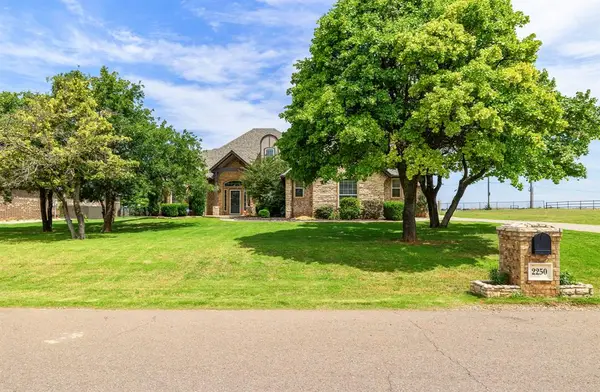 2250 Jackson Lane, Blanchard, OK 73010
