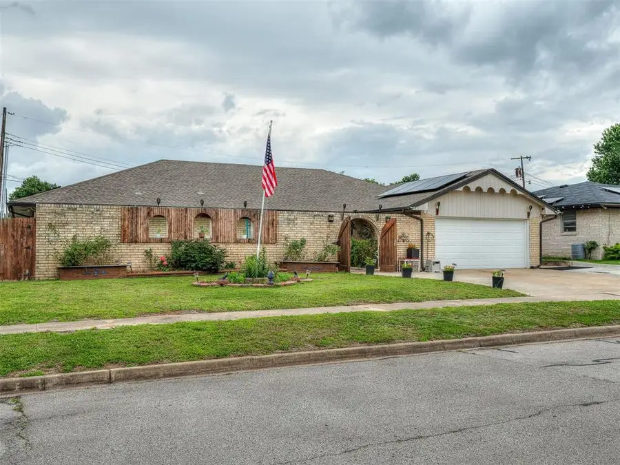 8505 S Country Club Drive, Oklahoma City, OK 73159 - #2