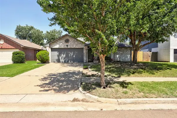 2013 Grassland Drive, Norman, OK 73072
