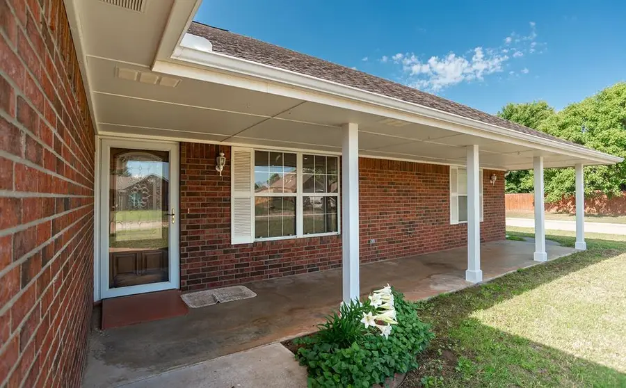 1102 E Mahar Drive, Perkins, OK 74059 - #2