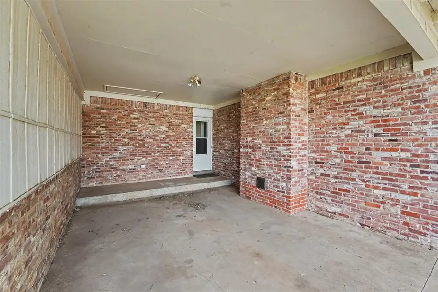 601 N Morton Street, Hollis, OK 73550 - #3