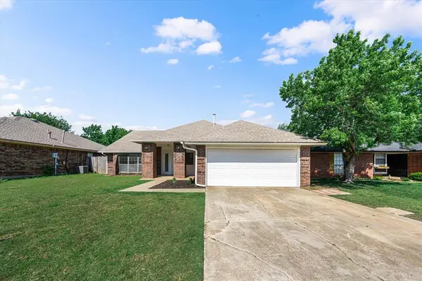 12021 Moon Beam Drive, Oklahoma City, OK 73162
