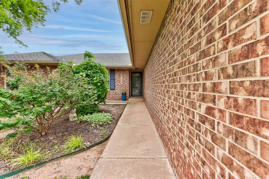8108 NW 118th Street, Oklahoma City, OK 73162 - #3
