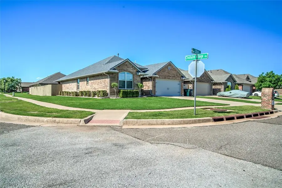 700 NW 121st Terrace, Oklahoma City, OK 73114 - #2