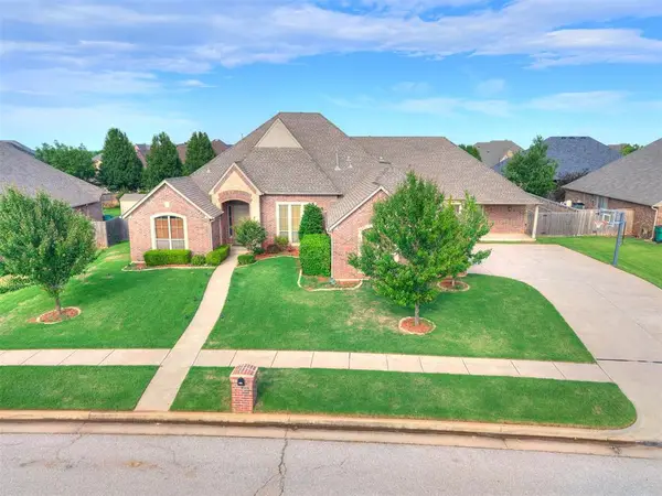 15212 Grayson Drive, Edmond, OK 73013