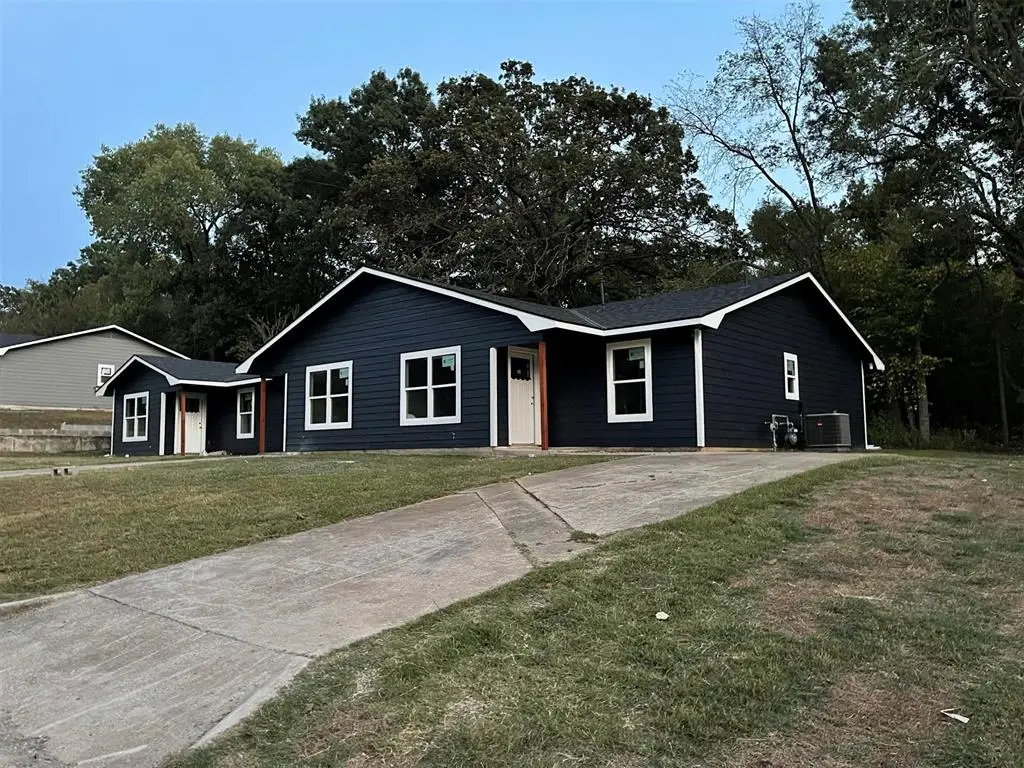 807 E Florida Street, Durant, OK 74701 - #1