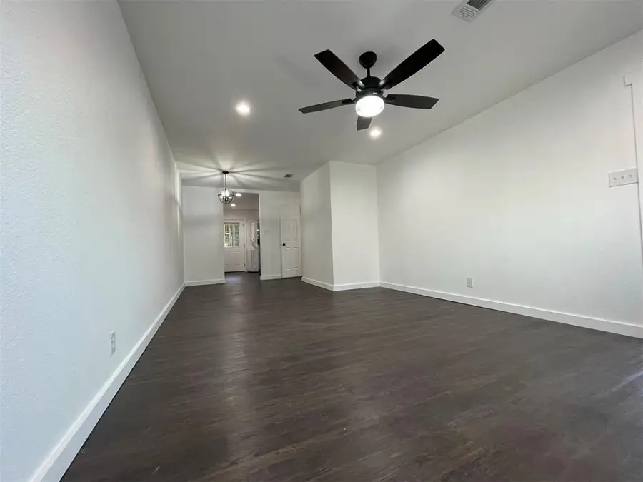 813 E Florida Street, Durant, OK 74701 - #3