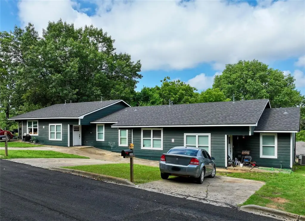 201 Holcomb Avenue, Durant, OK 74701 - #1