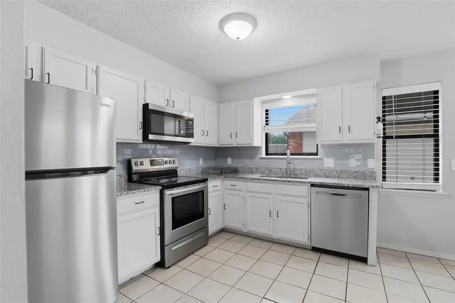 1600 NW 46th Street #E, Oklahoma City, OK 73118 - #3