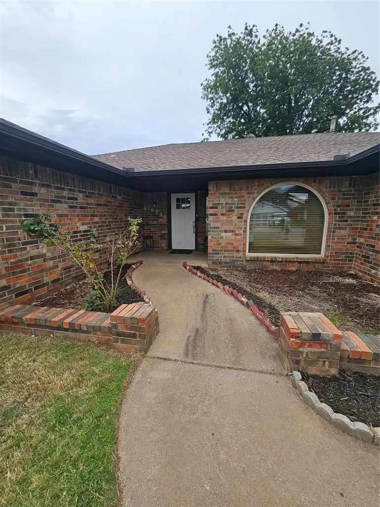 10220 Little Pond Drive, Oklahoma City, OK 73162 - #2