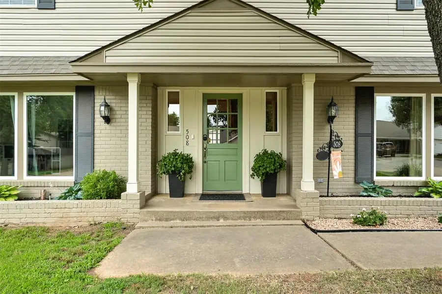 508 Ridge Road, Edmond, OK 73034 - #3