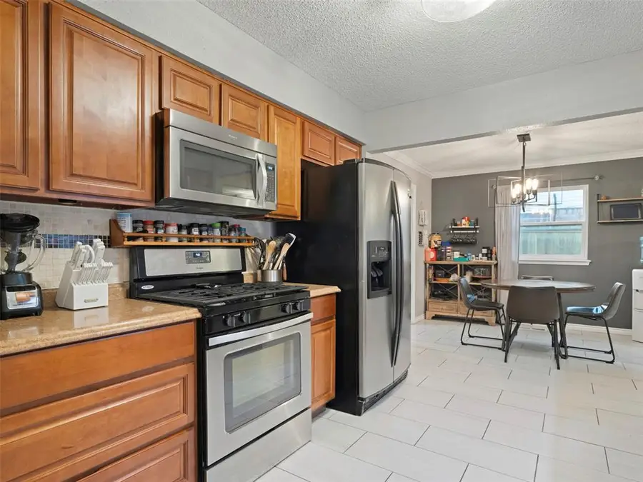 1032 SE 8th Street, Moore, OK 73160 - #2