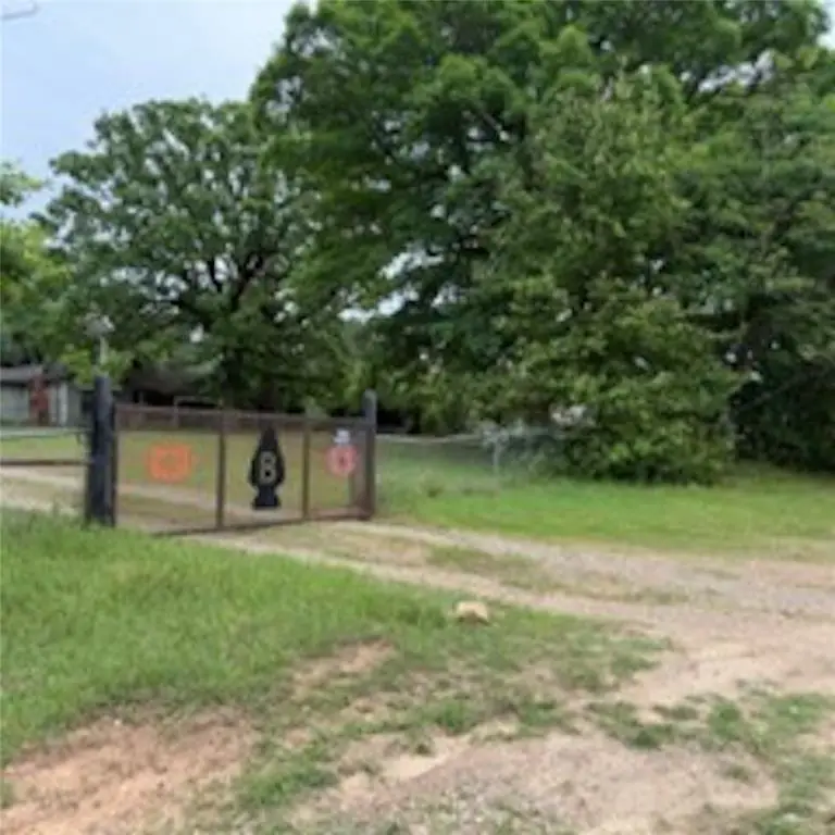 103 E Sherry Lane, Broken Bow, OK 74728 - #3