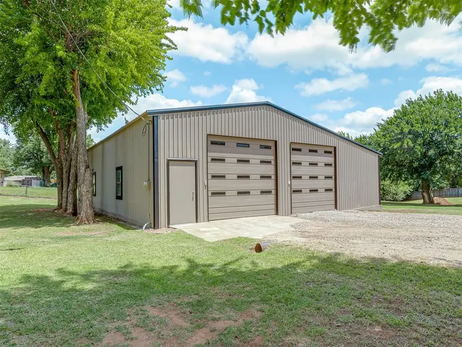 3816 Princeton Avenue, Edmond, OK 73034 - #2