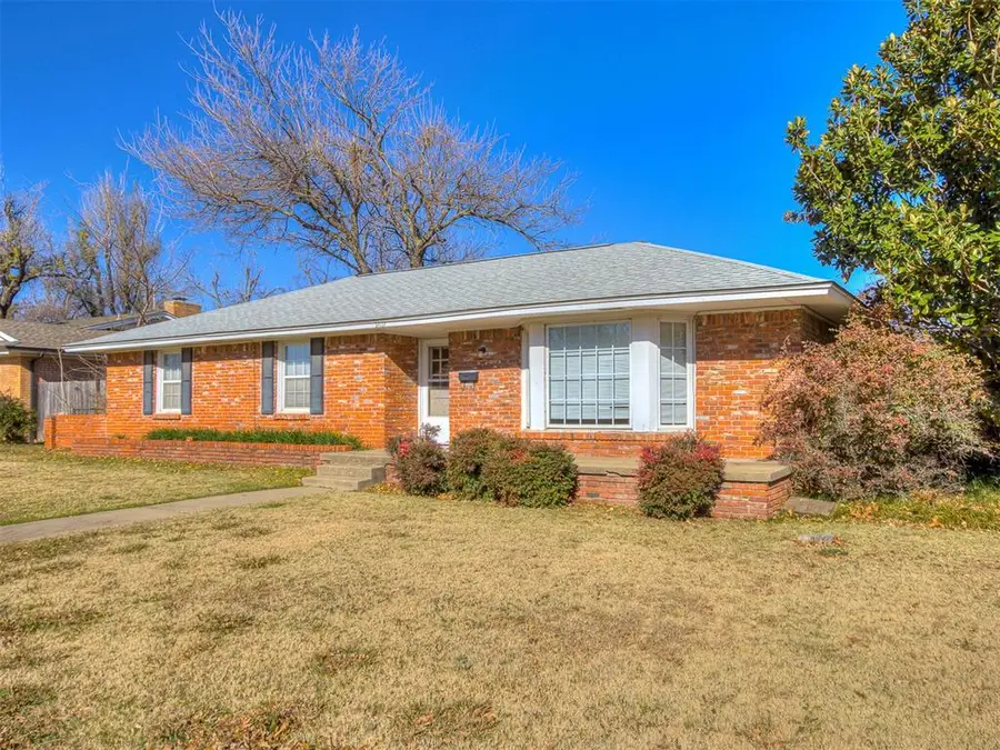 2601 Chaucer Drive, Oklahoma City, OK 73120 - #2