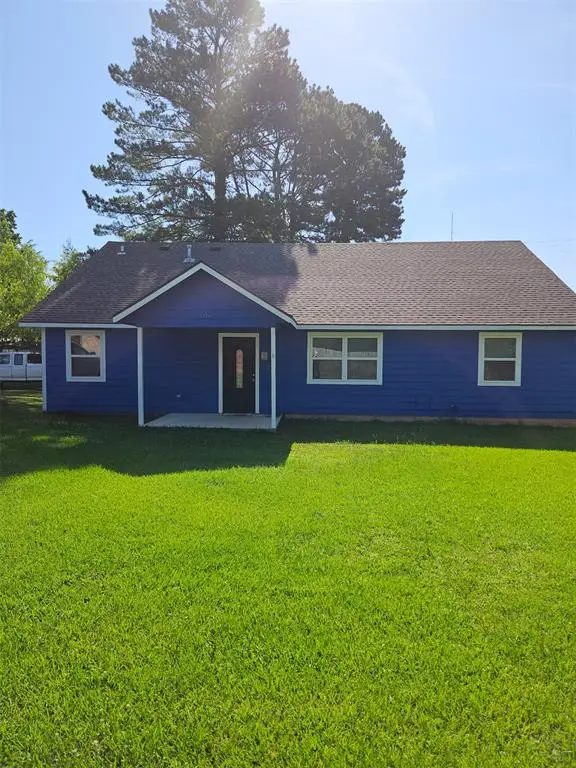 612 SE N Avenue, Idabel, OK 74745