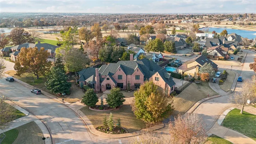 1401 Oak Tree Drive, Edmond, OK 73025 - #1