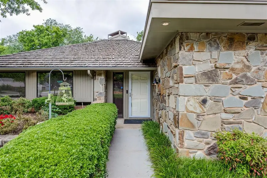 2933 Browne Stone Road, Oklahoma City, OK 73120 - #3