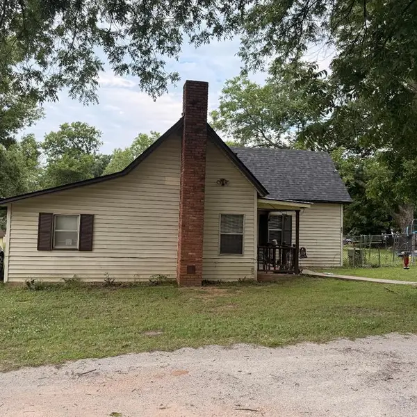 807 E Kean Street, Wynnewood, OK 73098