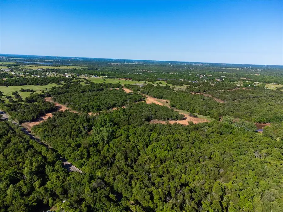 660 Simpson Lane, Edmond, OK 73034 - #2