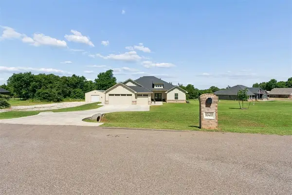 10401 Dove Court, Newalla, OK 74857