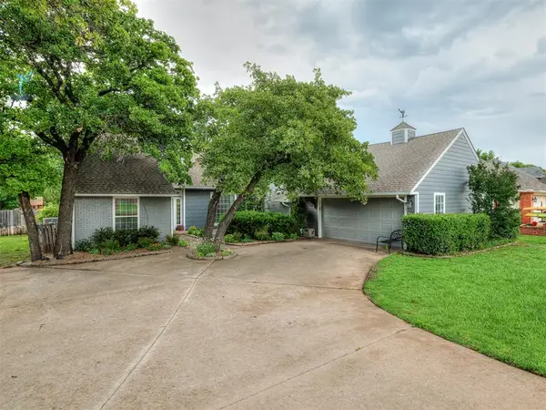 1708 Olde Towne Road, Edmond, OK 73034
