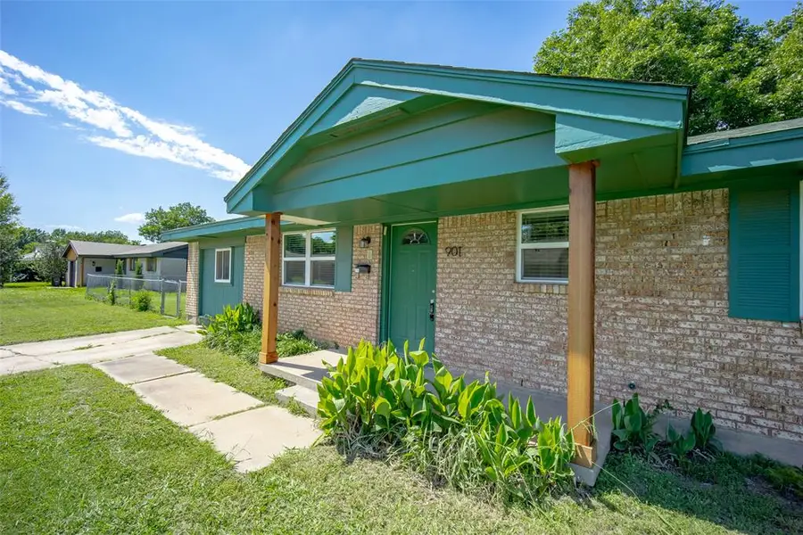 901 SW 3rd Street, Moore, OK 73160 - #3