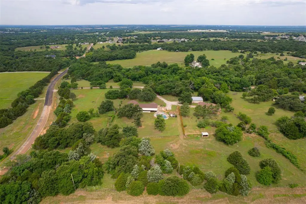 3498 N Sunny Acres Lane, Guthrie, OK 73044 - #1