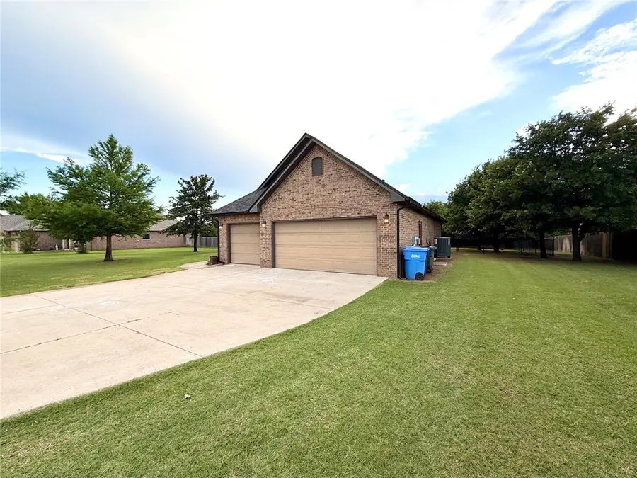 12549 Blue, Guthrie, OK 73044 - #2