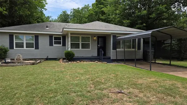 3118 NW Kinyon Avenue, Lawton, OK 73505