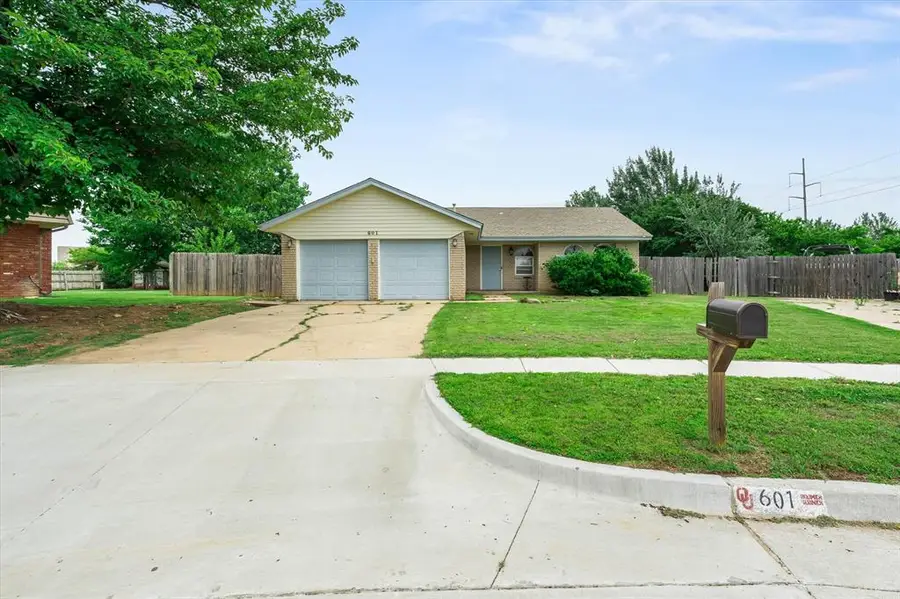 601 SW 27th Street, Moore, OK 73160 - #2