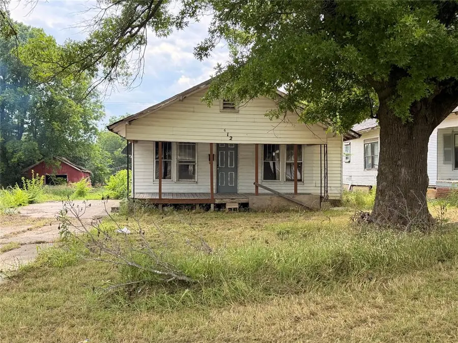 612 S Wewoka Avenue, Wewoka, OK 74884 - #2