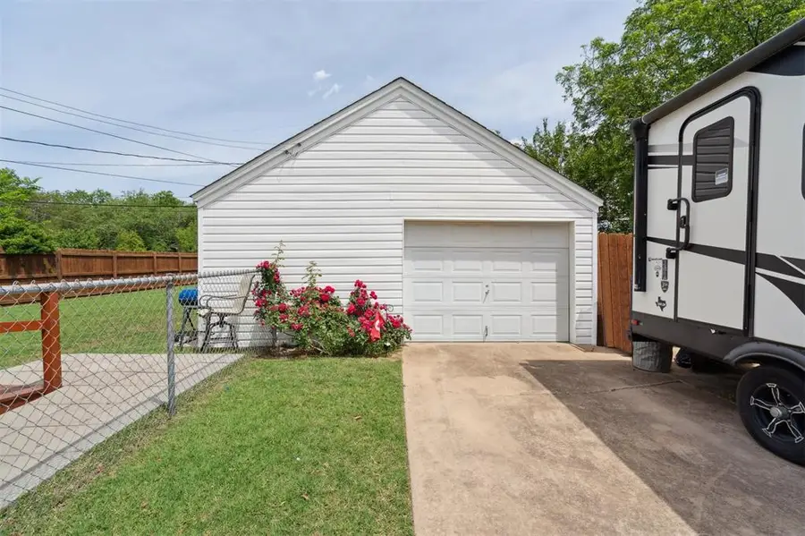 111 E Hughbert Street, Norman, OK 73069 - #2