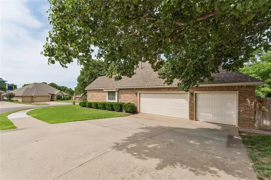 4201 Ainsley Court, Edmond, OK 73034 - #3