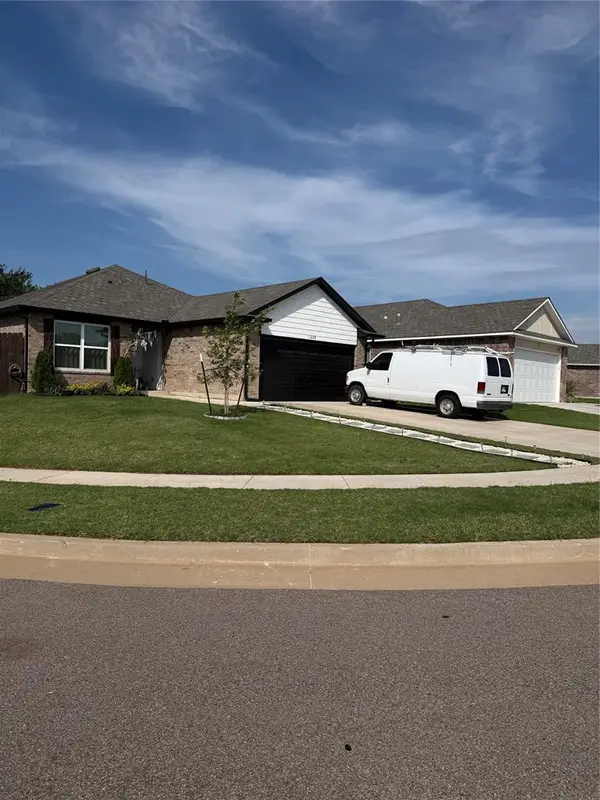11428 SW 12th Street, Yukon, OK 73099