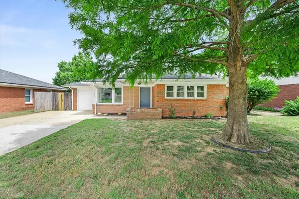 3725 NW 60th Street, Oklahoma City, OK 73112