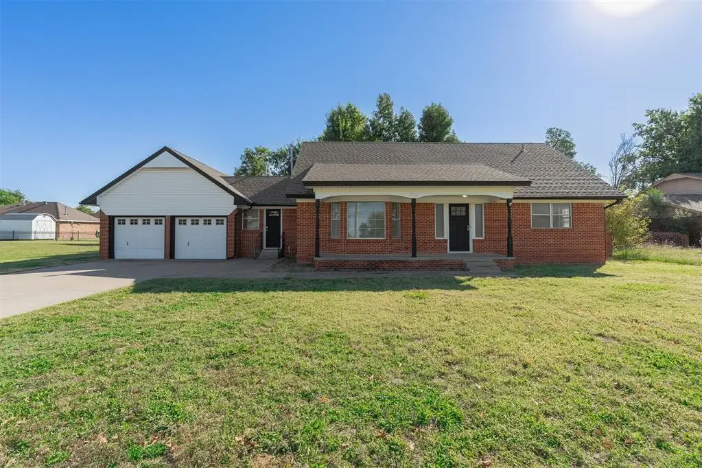 2912 N Santa Fe Avenue, Moore, OK 73160 - #1