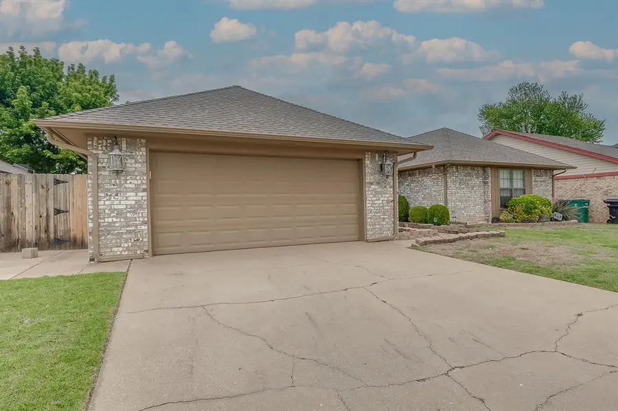 8113 NW 118th Street, Oklahoma City, OK 73162 - #2