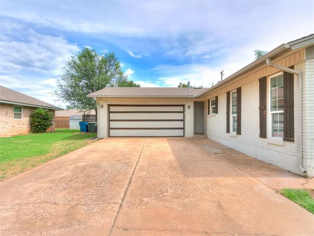 735 Sunset Drive, Edmond, OK 73003 - #1