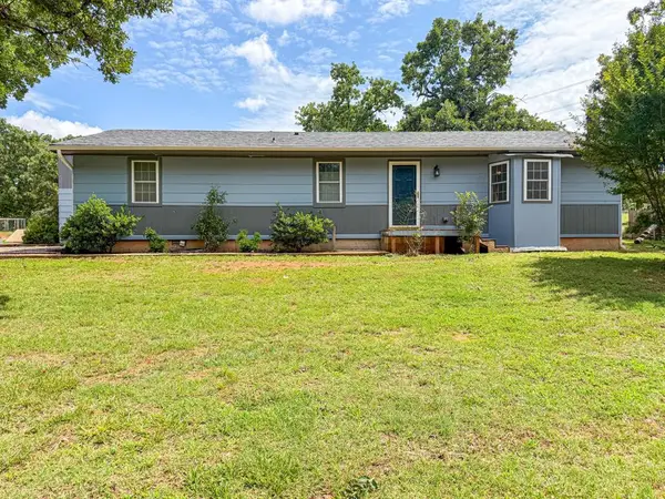 18200 Mayridge Drive, Newalla, OK 74857